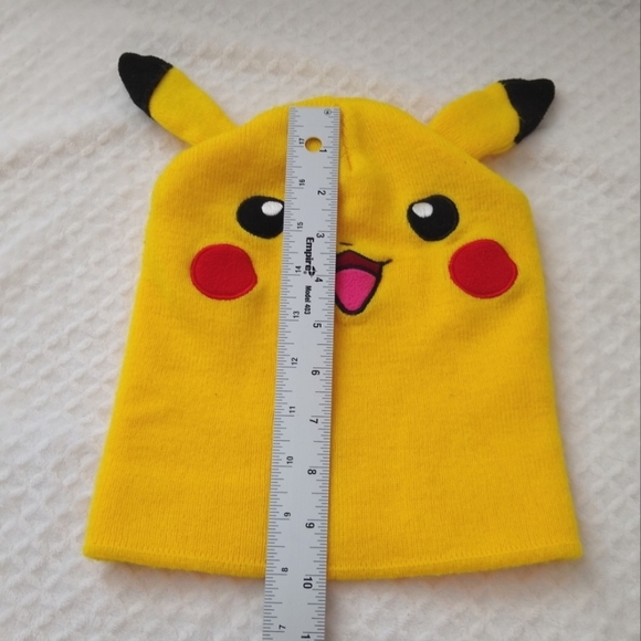 Pokemon Pikachu Yellow Knit Hat Beanie By Game Freak 2017 OSFM - Picture 6 of 8